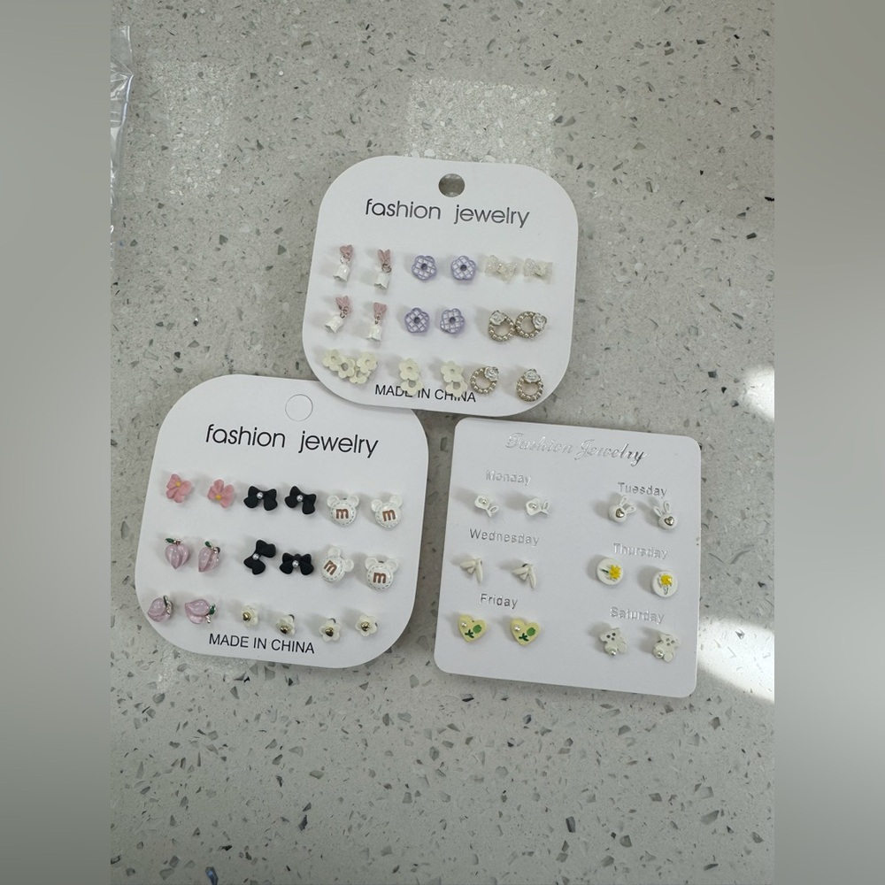 Cute 925 silver-plated earrings